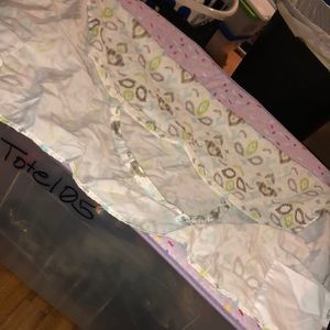 Eddie Bauer Nursing Cover